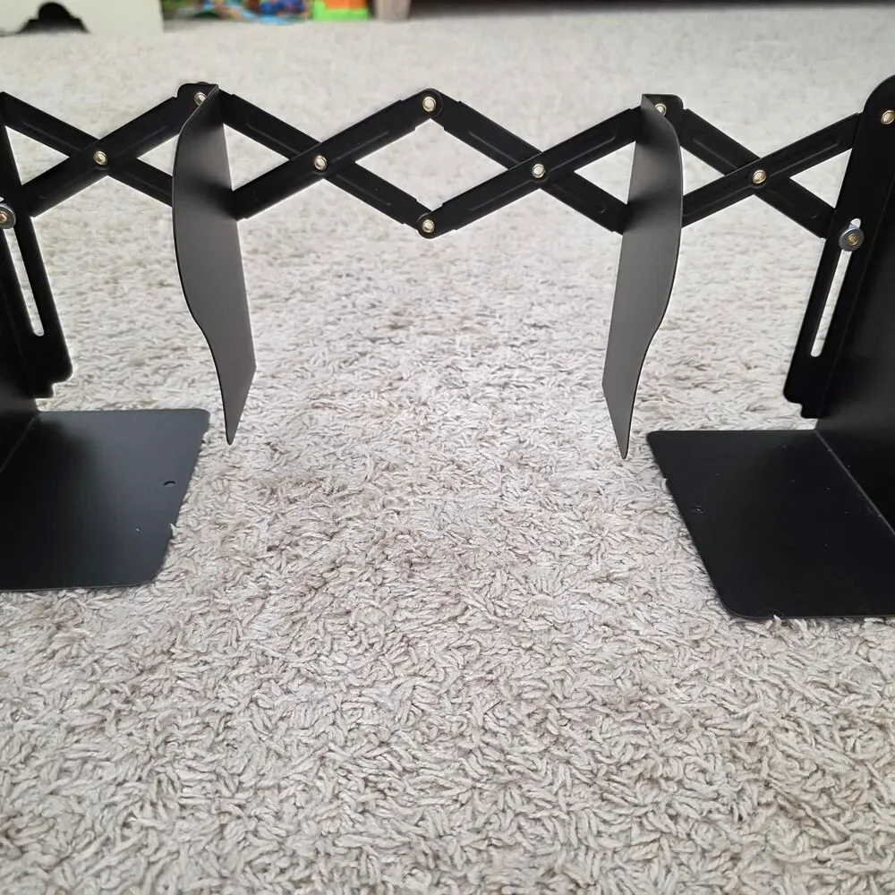 black accordion style bookend